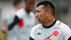 Foto: Daniel RAMALHO/VASCO - Gary Medel foi bastante elogiado por Emiliano Díaz, filho e auxiliar de Ramón no Vasco