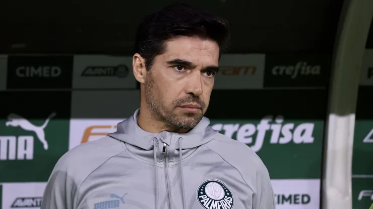 SP - SAO PAULO - 14/08/2023 - BRASILEIRO A 2023, PALMEIRAS X CRUZEIRO - Abel Ferreira tecnico do Palmeiras durante partida contra o Cruzeiro no estadio Arena Allianz Parque pelo campeonato Brasileiro A 2023. Foto: Marcello Zambrana/AGIF