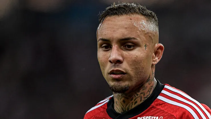 Cebolinha está sem espaço no Flamengo e conversou pessoalmente com Sampaoli nos bastidores
