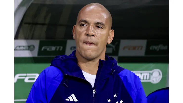 SP - SAO PAULO - 14/08/2023 - BRASILEIRO A 2023, PALMEIRAS X CRUZEIRO - Pedro Miguel Pepa tecnico do Cruzeiro durante partida contra o Palmeiras no estadio Arena Allianz Parque pelo campeonato Brasileiro A 2023. Foto: Marcello Zambrana/AGIF