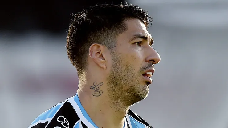 Photo by Alexandre Loureiro/Getty Images - Suárez lamenta no Grêmio