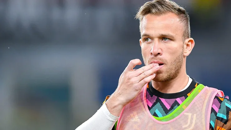 Arthur recentemente foi contratado pela Fiorentina e pode ganhar companhia de novo gremista em breve