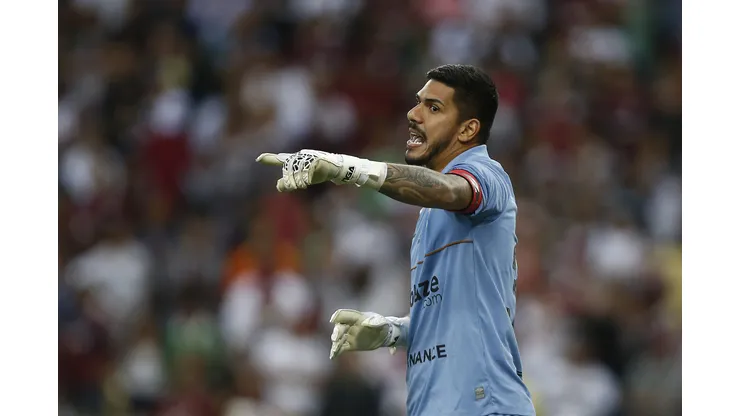 Benfica dá resposta imediata sobre proposta por João Paulo após exigência do Santos - Foto: Wagner Meier/Getty Images
