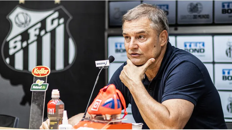 Foto: Raul Baretta/ Santos FC - Santos de Diego Aguirre corre risco de ser denunciado mais uma vez pelo STJD no Brasileiro