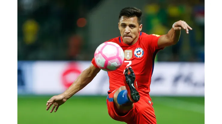 SP - Sao Paulo - 10/10/2017 - Eliminatorias Russia 2018 - Brasil X Chile - Alexis Sanchez do Chile durante partida contra o Brasil pelas Eliminatorias para a Copa da Russia 2018, na Arena Allianz Parque Foto: Marcello Zambrana/AGIF