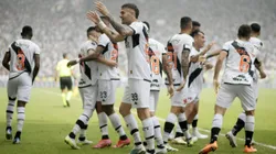 Jogadores do Vasco comemoram gol marcado durante partida contra o Atletico-MG no estádio Maracana pelo campeonato Brasileiro A 2023. Foto: Alexandre Loureiro/AGIF