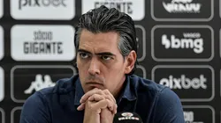 RJ - RIO DE JANEIRO - 17/07/2023 - VASCO, APRESENTACAO RAMON DIAS - O dirigente Paulo Bracks fala aos jornalistas durante apresentacao oficial de Ramon Dias como tecnico do Vasco em coletiva de imprensa realizada no CT Moacyr Barbosa. Foto: Thiago Ribeiro/AGIF