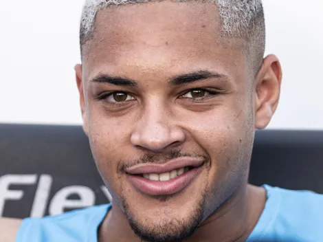 Técnico do Goiás ativa modo ‘sincerão’ e surpreende ao falar de Vitor Roque