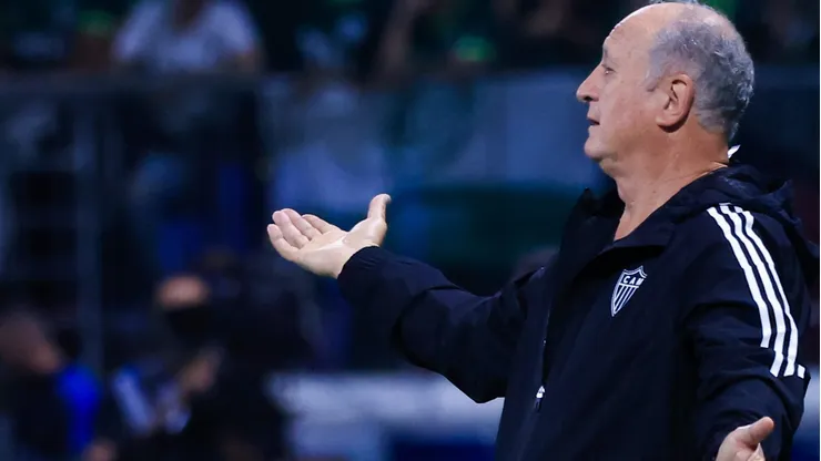 SP - SAO PAULO - 09/08/2023 - LIBERTADORES 2023, PALMEIRAS X ATLETICO-MG - Luiz Felipe Scolari tecnico do Atletico-MG durante partida contra o Palmeiras no estadio Arena Allianz Parque pelo campeonato Libertadores 2023. Foto: Marcello Zambrana/AGIF