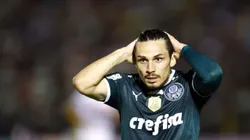 SP - Ribeirao Preto - 19/01/2023 - PAULISTA 2023, BOTAFOGO SP X PALMEIRAS - Raphael Veiga jogador do Palmeiras durante a partida contra o Botafogo-SP no estadio Santa Cruz pelo campeonato Paulista 2023 Foto: Thiago Calil/AGIF