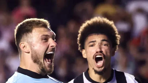 SP - SAO PAULO - 19/08/2023 - BRASILEIRO A 2023, SAO PAULO X BOTAFOGO - Lucas Perri goleiro do Botafogo durante partida contra o Sao Paulo no estadio Morumbi pelo campeonato Brasileiro A 2023. Foto: Marcello Zambrana/AGIF