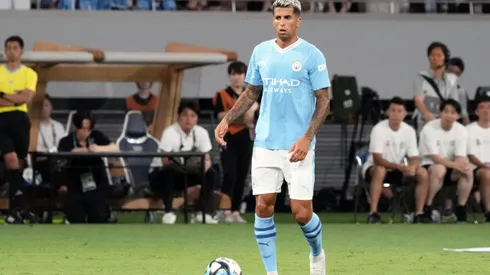 Koji Watanabe/Getty Images. Barcelona e Manchester City fecham acordo por João Cancelo