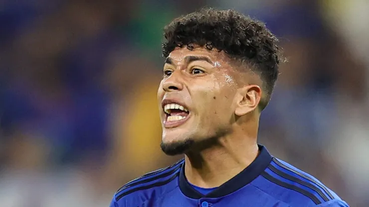 Machado está com 27 anos de idade
