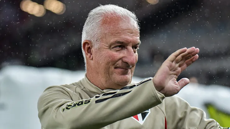 RJ - RIO DE JANEIRO - 13/08/2023 - BRASILEIRO A 2023, FLAMENGO X SAO PAULO - Dorival Junior tecnico do Sao Paulo durante partida contra o Flamengo no estadio Maracana pelo campeonato Brasileiro A 2023. Foto: Thiago Ribeiro/AGIF