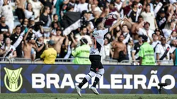 Pec comemorando gol pelo Vasco