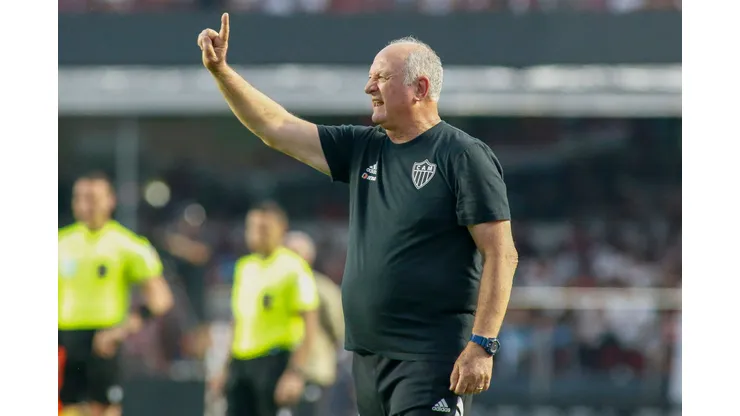 SAO PAULO, BRAZIL - AUGUST 06: Atletico Mineiro team coach Luiz Felipe Scolari reacts during a match between Sao Paulo and Atletico Mineiro as part of Brasileirao Series A 2023 at Morumbi Stadium on August 06, 2023 in Sao Paulo, Brazil. (Photo by Miguel Schincariol/Getty Images)