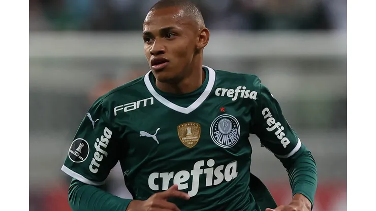 Jhon Jhon deve ser 'sacado' por Abel contra o Cuiabá e abrir espaço para concorrência
