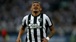 RIO DE JANEIRO, BRAZIL - JULY 30: Tiquinho Soares of Botafogo celebrates after scoring the team's fourth goal during the match between Botafogo and Coritiba as part of Brasileirao 2023 at Estadio Olimpico Nilton Santos on July 30, 2023 in Rio de Janeiro, Brazil. (Photo by Wagner Meier/Getty Images)