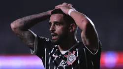 SP - SAO PAULO - 16/08/2023 - COPA DO BRASIL 2023, SAO PAULO X CORINTHIANS - Renato Augusto jogador do Corinthians lamenta chance perdida durante partida contra o Sao Paulo no estadio Morumbi pelo campeonato Copa do Brasil 2023. Foto: Ettore Chiereguini/AGIF