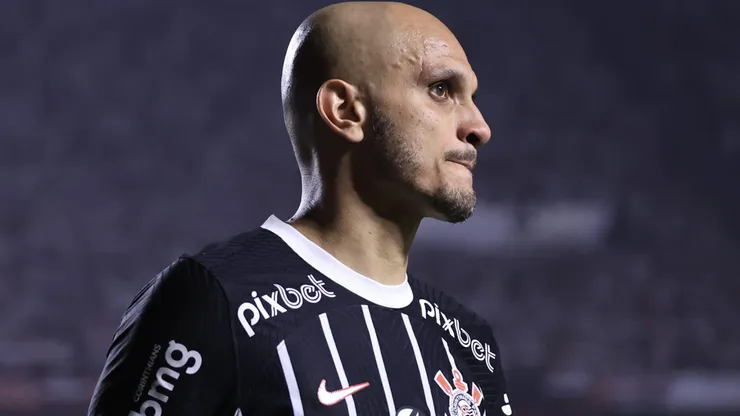 SP - SAO PAULO - 16/08/2023 - COPA DO BRASIL 2023, SAO PAULO X CORINTHIANS - Fabio Santos jogador do Corinthians durante partida contra o Sao Paulo no estadio Morumbi pelo campeonato Copa do Brasil 2023. Foto: Marcello Zambrana/AGIF