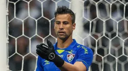 Fábio em ação pelo Nense.