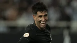 RJ - RIO DE JANEIRO - 15/07/2023 - BRASILEIRO A 2023, BOTAFOGO X BRAGANTINO - Di Placido jogador do Botafogo comemora seu gol durante partida contra o Bragantino no estadio Engenhao pelo campeonato Brasileiro A 2023. Foto: Jorge Rodrigues/AGIF