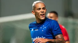 Foto: Alessandra Torres/AGIF - Wallisson, jogador do Cruzeiro, durante partida contra o Pouso Alegre no estadio Independencia pelo campeonato Mineiro 2023.