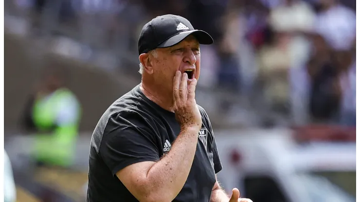 MG - BELO HORIZONTE - 13/08/2023 - BRASILEIRO A 2023, ATLETICO-MG X BAHIA - Luiz Felipe Scolari tecnico do Atletico-MG durante partida contra o Bahia no estadio Mineirao pelo campeonato Brasileiro A 2023. Foto: Gilson Lobo/AGIF
