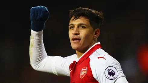 Alexis Sánchez está livre no mercado e negocia com Gallo, dirigente do Peixe