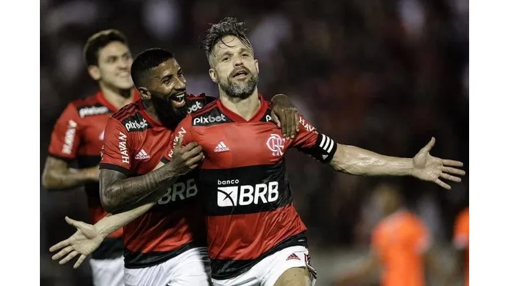 (Foto: Reproduçao/Twitter/@Diegoribas)