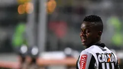 BELO HORIZONTE, BRAZIL - MAY 16: Juan Cazares #10 of Atletico MG a match between Atletico MG and Godoy Cruz as part of Copa Bridgestone Libertadores 2017 at Independencia stadium on May 16, 2017 in Belo Horizonte, Brazil. (Photo by Pedro Vilela/Getty Images)