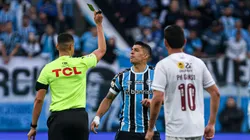 Foto: Maxi Franzoi/AGIF - Árbitro de Grêmio x Fluminense viu lances analisados pela CBF.
