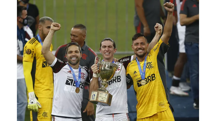 Diego Ribas e Diego Alves fazem falta ao elenco do Flamengo, garante jornalista - Foto: Wagner Meier/Getty Images