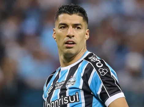Salário nível Suárez: Textor CHACOALHA mercado e atacante PEDE R$ 2 milhões para o Botafogo