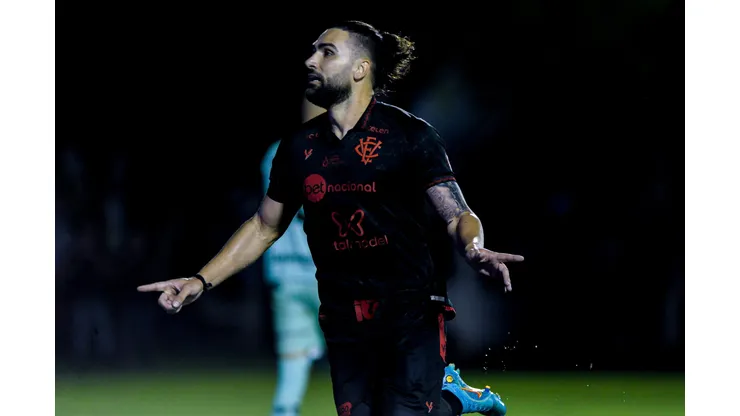 Foto: Jhony Pinho/AGIF- Léo Gamalho valorizou a vitória