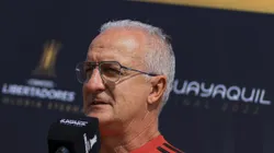 Recado DIRETO: Dorival manda o papo sobre confronto contra o Corinthians - Foto: Buda Mendes/Getty Images)