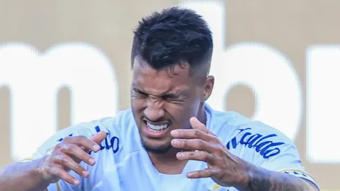 Foto: Marcello Zambrana/AGIF - Marcos Leonardo não está bem com o Santos