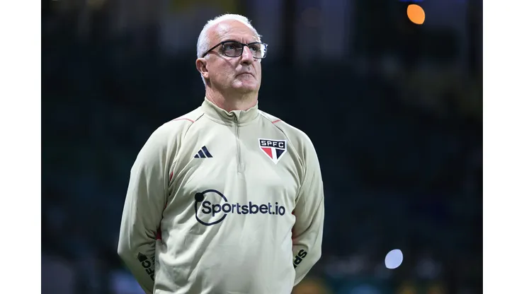 Foto: Ettore Chiereguini/AGIF- Dorival Júnior busca novas variações táticas