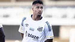 Foto: Abner Dourado/AGIF - Marcos Leonardo: centroavante tem futuro indefinido no Santos