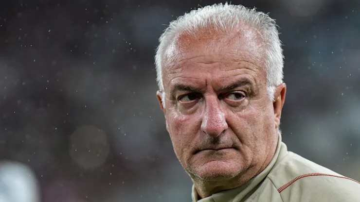 Foto: Thiago Ribeiro/AGIF - Dorival Júnior: técnico indicou interesse em jogador do Flamengo