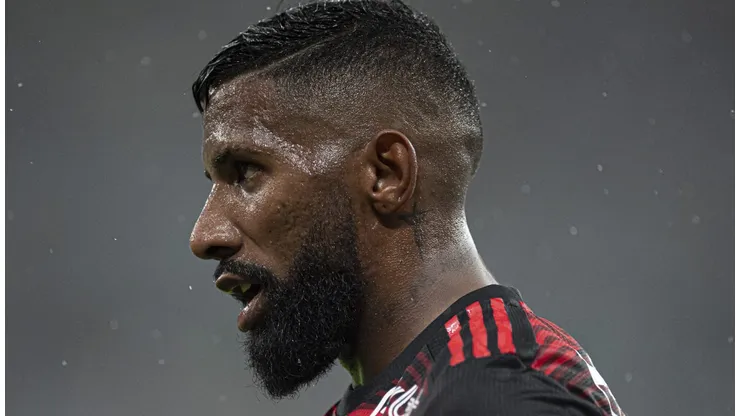 RJ - Rio de Janeiro - 25/06/2022 - BRASILEIRO A 2022, FLAMENGO X AMERICA-MG - Rodinei jogador do Flamengo durante partida contra o America-MG no estadio Maracana pelo campeonato Brasileiro A 2022. Foto: Jorge Rodrigues/AGIF