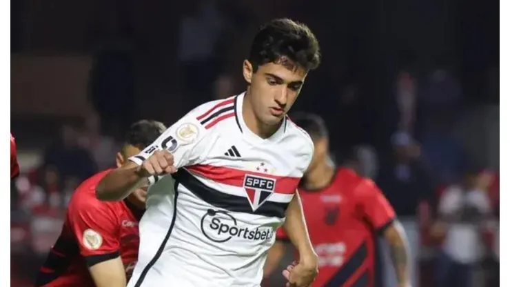 São Paulo toma decisão AGORA sobre Rodriguinho após ‘sumiço’ - Foto: Site oficial do São Paulo