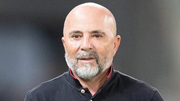 MT - CUIABA - 06/08/2023 - BRASILEIRO A 2023, CUIABA X FLAMENGO - Jorge Sampaoli tecnico do Flamengo durante partida contra o Cuiaba no estadio Arena Pantanal pelo campeonato Brasileiro A 2023. Foto: Gil Gomes/AGIF