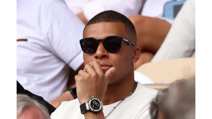 Clive Brunskill/Getty Images. PSG toma nova decisão sobre Mbappé e notícia chega ao Real Madrid