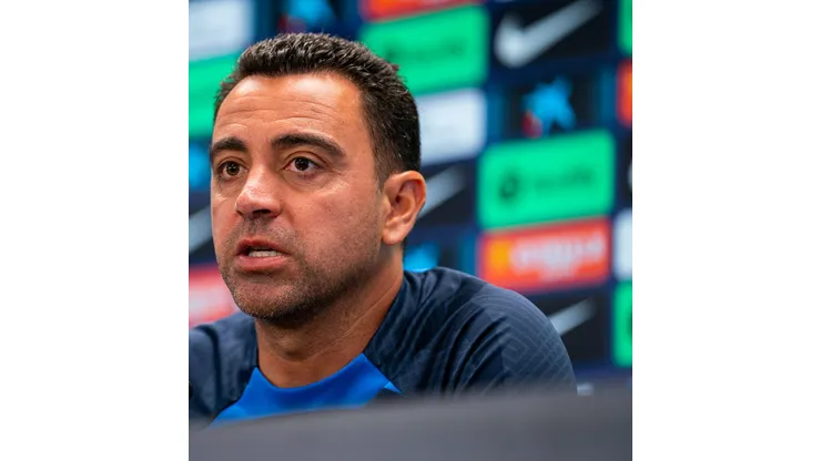 Foto: Divulgação/Twitter/ FC Barcelona. Xavi dá entrevista coletiva