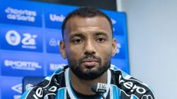 RS - FUTEBOL/APRESENTACAO GREMIO - ESPORTES - Vice-presidente de futebol Antonio Brum, apresenta os atacantes Lucas Bezossi e Joao Pedro como novos reforços do Gremio para a temporada 2023. FOTO: LUCAS UEBEL/GREMIO FBPA