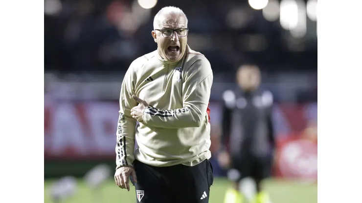 Decisão de Dorival: São Paulo libera 2 jogadores para pegar ritmo - Foto: Alexandre Schneider/Getty Images)