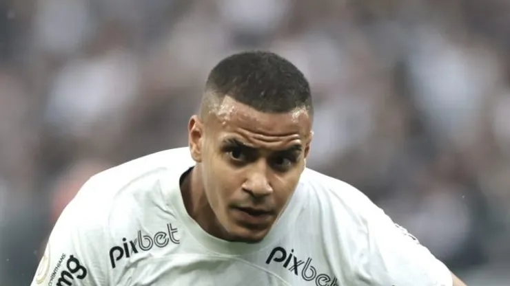 Foto: Marcello Zambrana/AGIF - Murillo dá resposta ao Corinthians