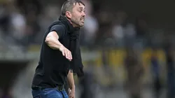 BELO HORIZONTE, BRAZIL - MAY 23: Eduardo Coudet head coach of Atletico Mineiro reacts during a Group G match between Atletico Mineiro and Athletico Paranaense as part of Copa CONMEBOL Libertadores 2023 at Mineirao Stadium on May 23, 2023 in Belo Horizonte, Brazil. (Photo by Pedro Vilela/Getty Images)