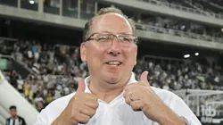 RJ - RIO DE JANEIRO - 10/06/2023 - BRASILEIRO A 2023, BOTAFOGO X FORTALEZA - John Textor dono do Botafogo durante partida contra o Fortaleza no estadio Engenhao pelo campeonato BRASILEIRO A 2023. Foto: Thiago Ribeiro/AGIF